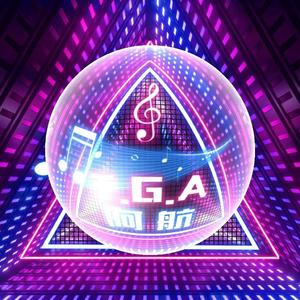 俄罗斯老女人全裸体亮阴道展示
